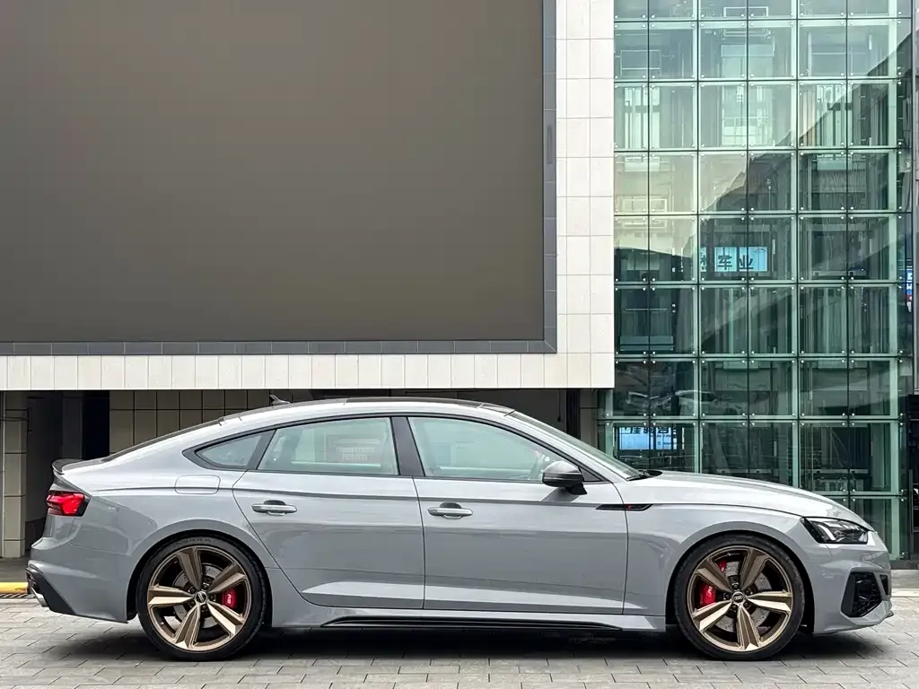 Audi RS 5 2025 из CN, фото 9
