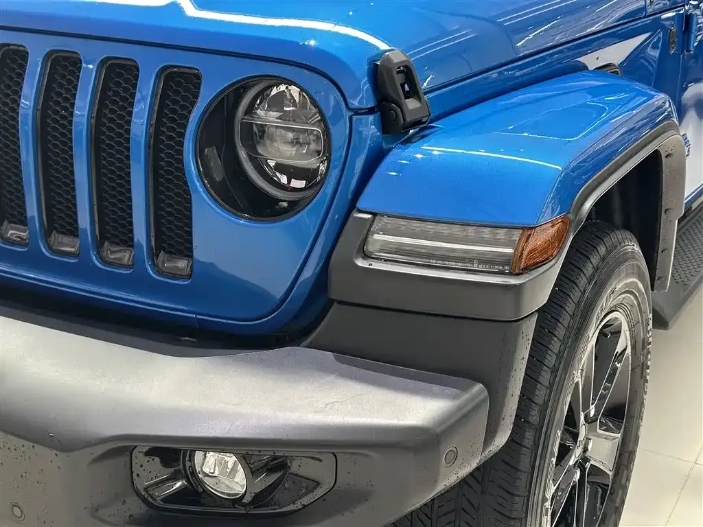 Jeep Wrangler — фото 5