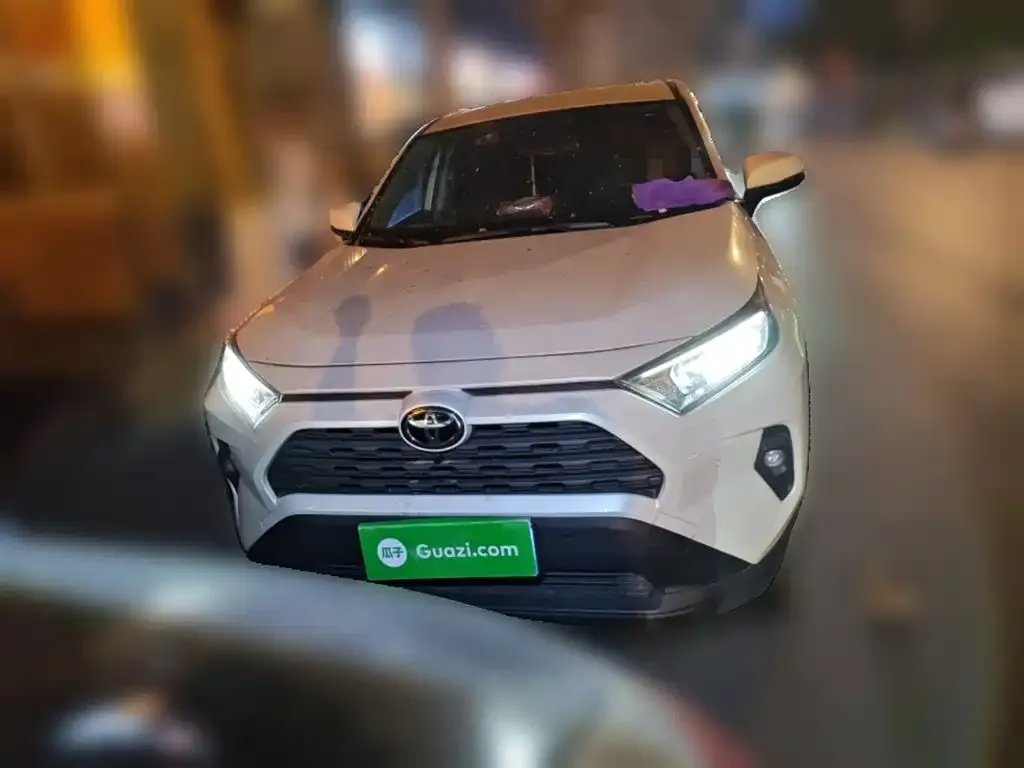 Toyota RAV4 2024 из CN, фото 10