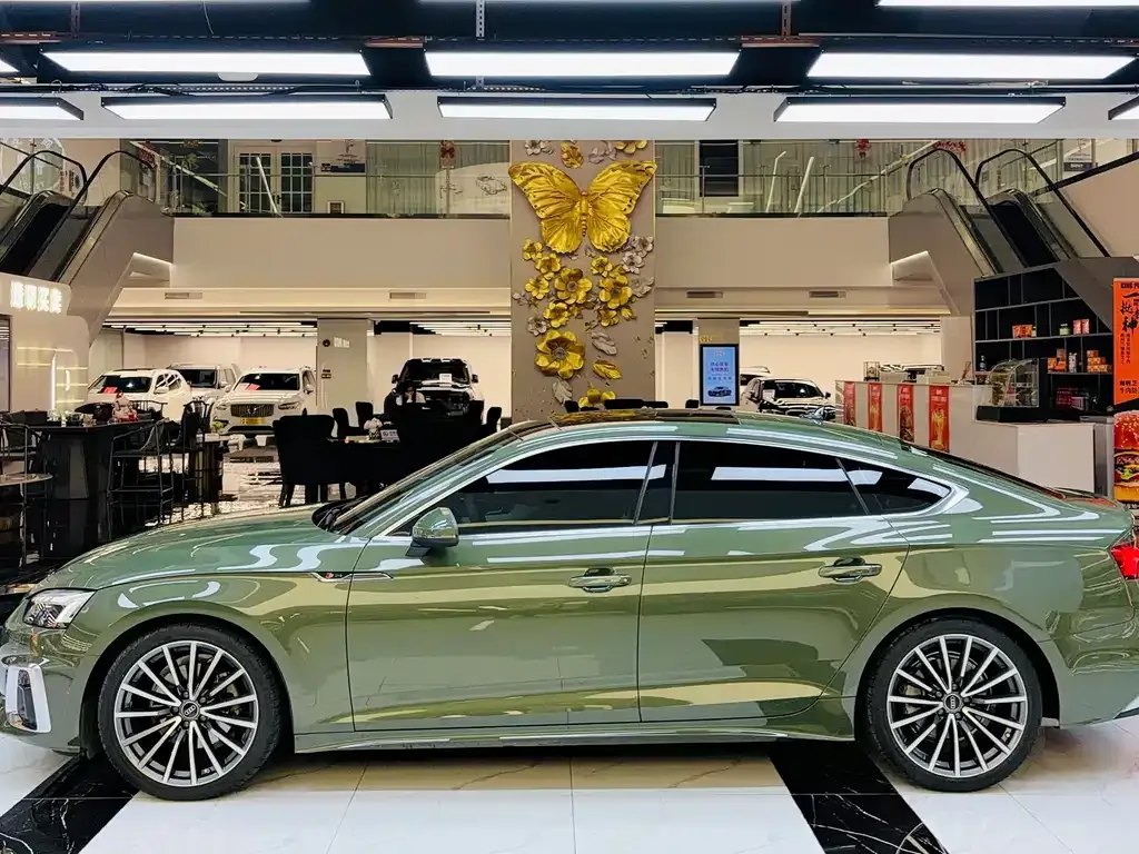 Audi A5 (Import) — фото 2