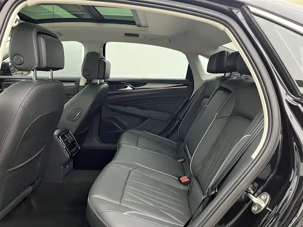 Volkswagen Passat — фото 3