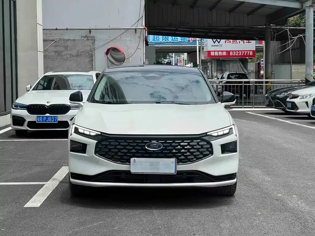 Ford Mondeo 2023 из CN, фото 8