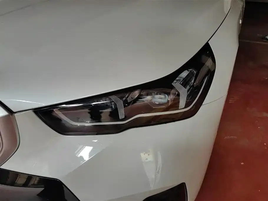 BMW 5 Series 2025 из CN, фото 2