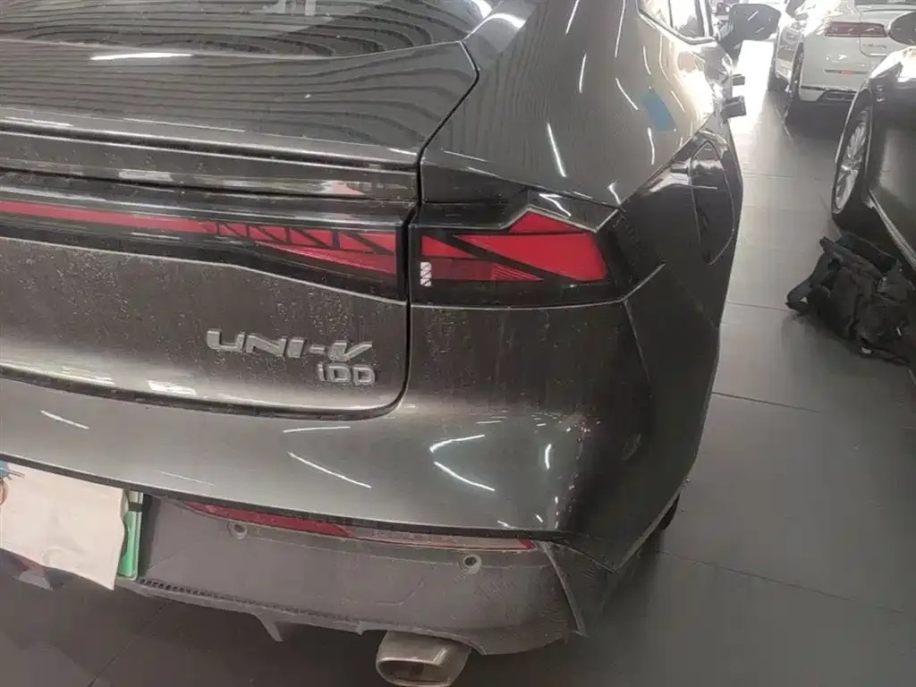 Changan UNI-V iDD 2023 из CN, фото 3