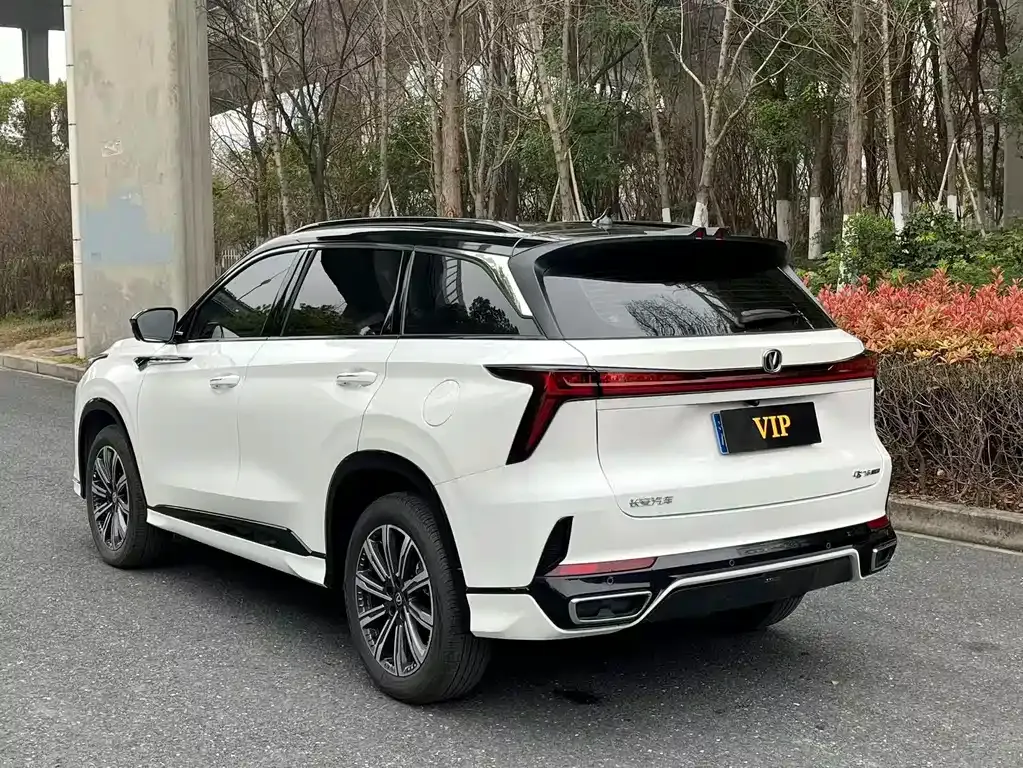 Changan CS75PLUS — фото 8