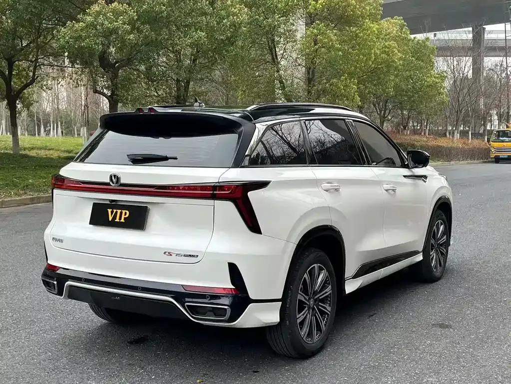 Changan CS75PLUS — фото 7