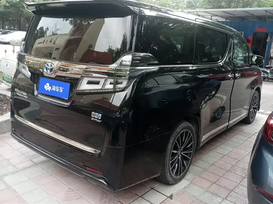 Toyota Vellfire 2021 из CN, фото 8