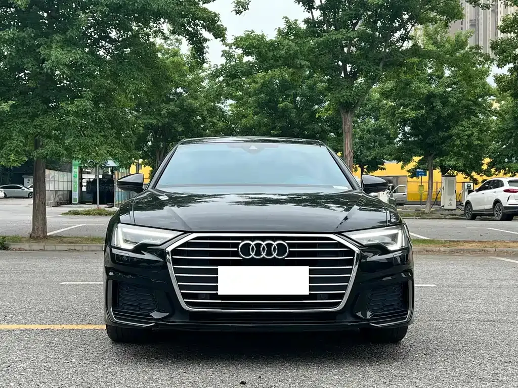 Audi A6L — фото 7