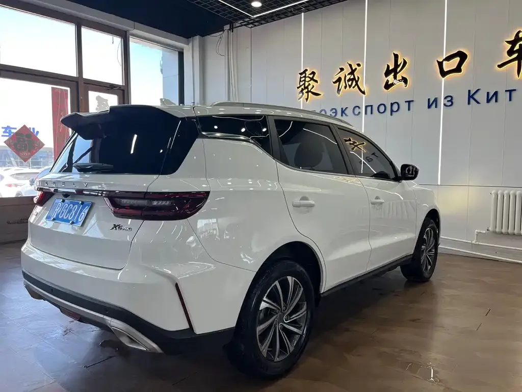 Geely Vision X6 — фото 8