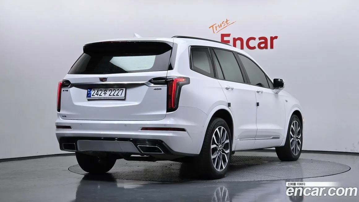 Cadillac XT6 2023 из KR, фото 6