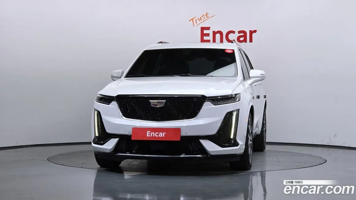 Cadillac XT6 2023 из KR, фото 2