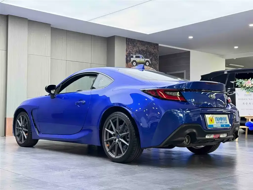 Subaru BRZ 2023 из CN, фото 6