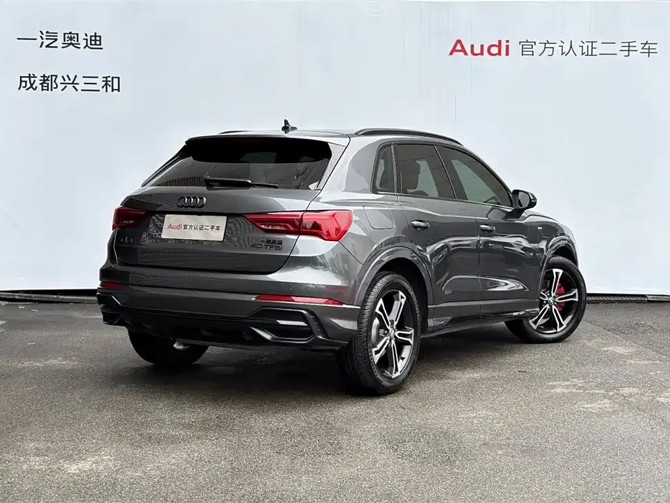 Audi Q3 — фото 9