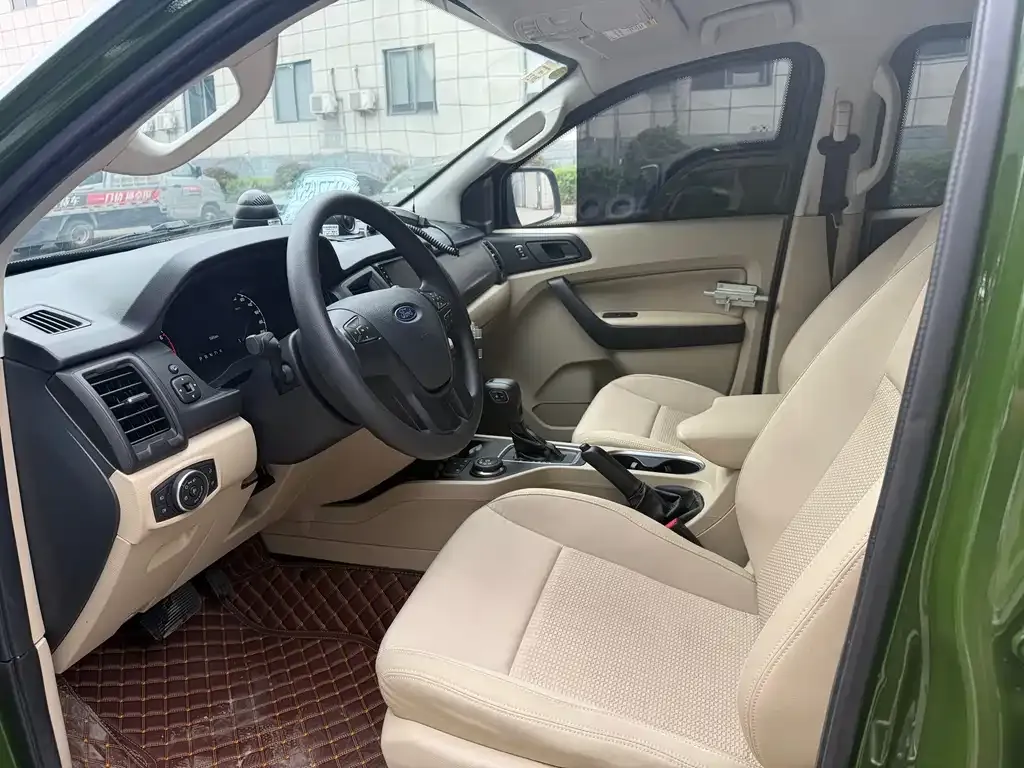 Ford Everest 2021 из CN, фото 7
