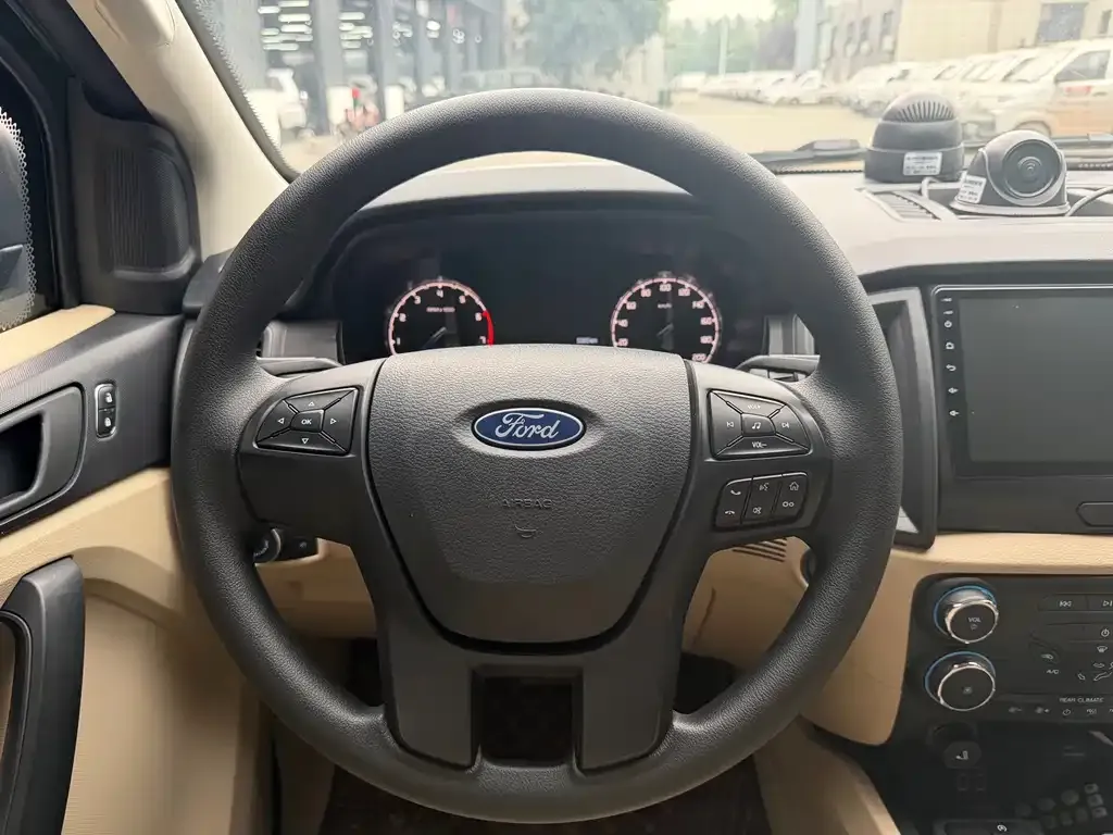 Ford Everest 2021 из CN, фото 6