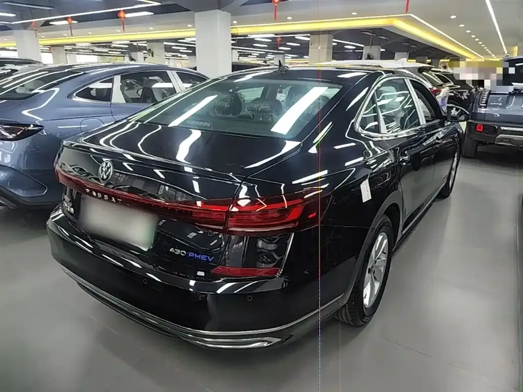 Volkswagen Passat New Energy — фото 3