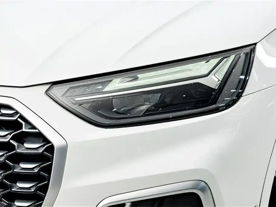 Audi Q5L Sportback 2021 из CN, фото 3