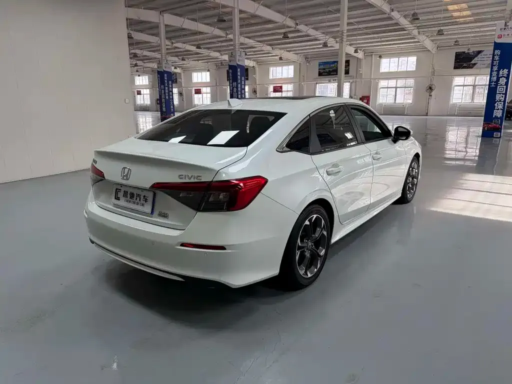 Honda Civic — фото 9