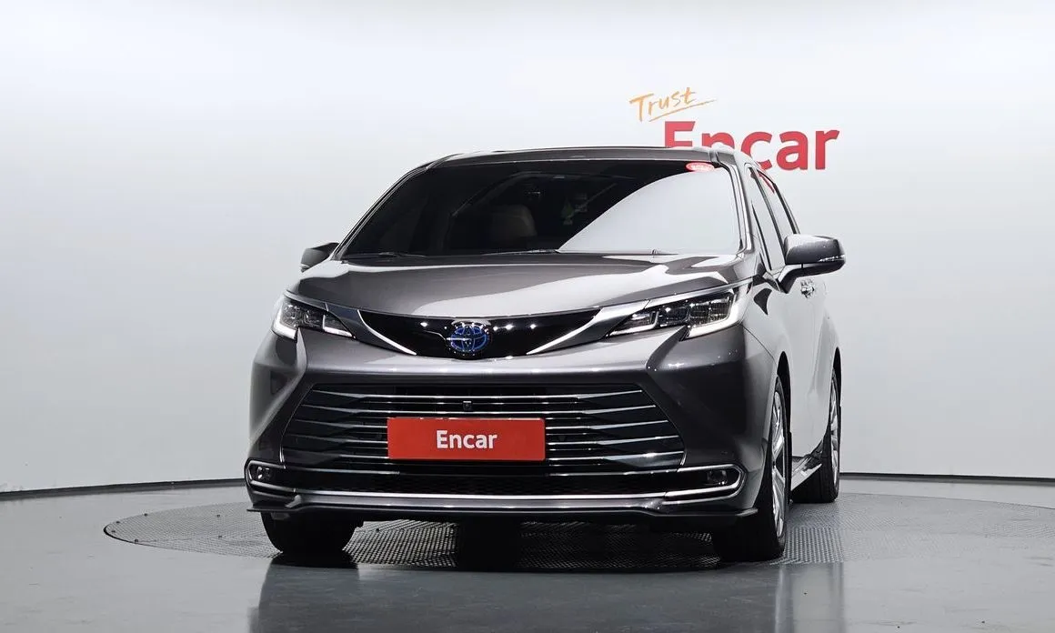 Toyota Sienna 2023 из KR, фото 4