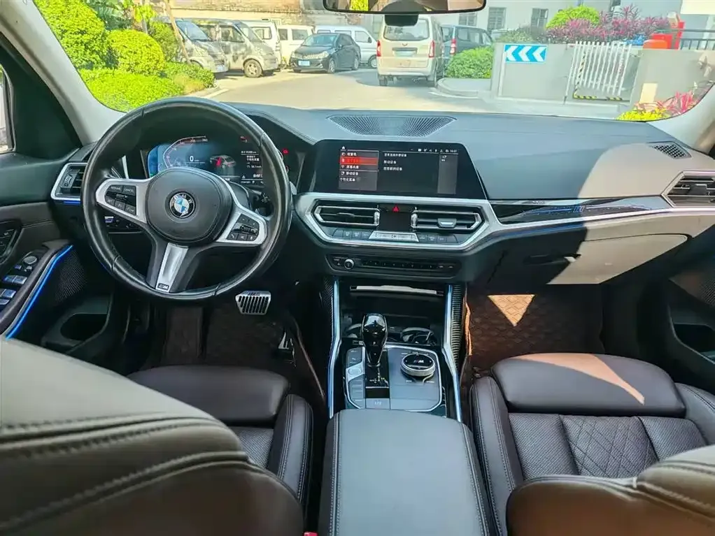 BMW 3 Series 2022 из CN, фото 5