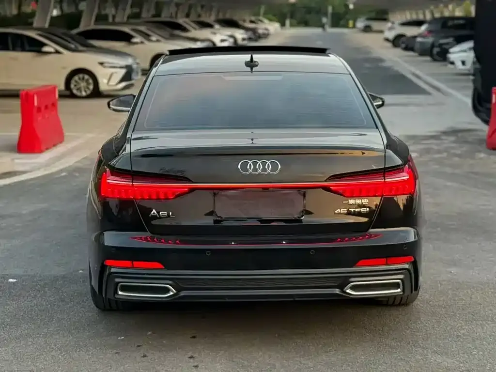 Audi A6L — фото 5