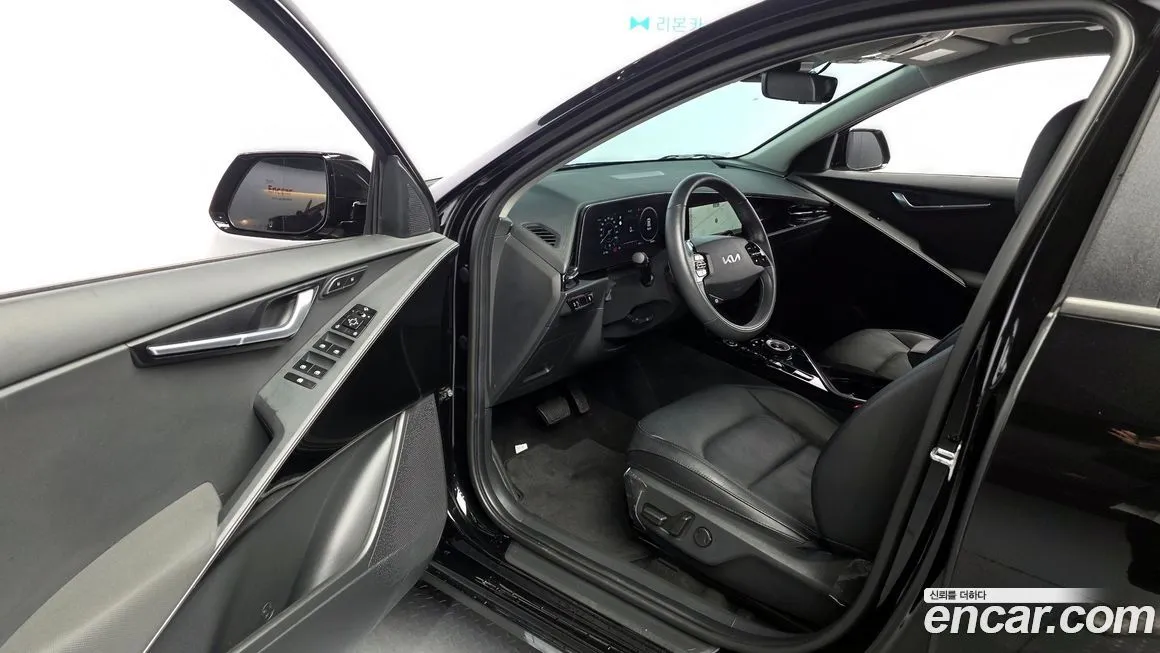 Kia Niro — фото 10