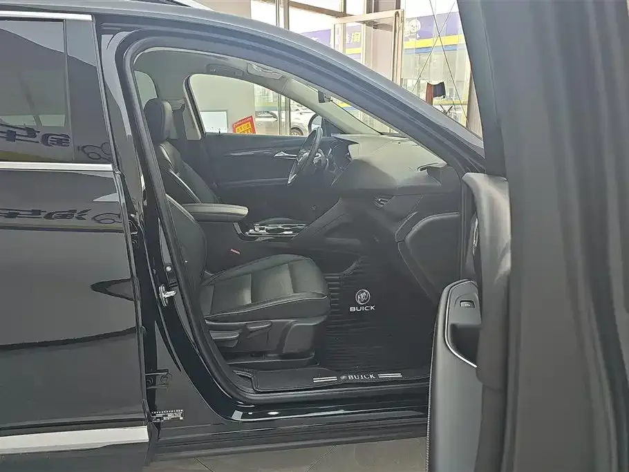 Buick Envision Plus — фото 6