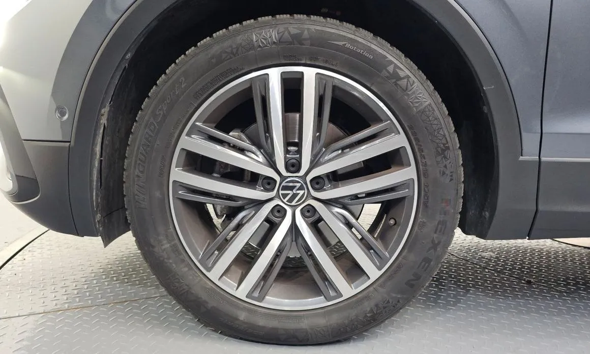 Volkswagen Tiguan — фото 5