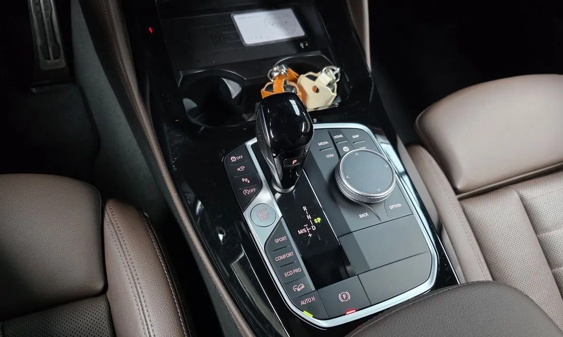 BMW X4 2025 из KR, фото 5