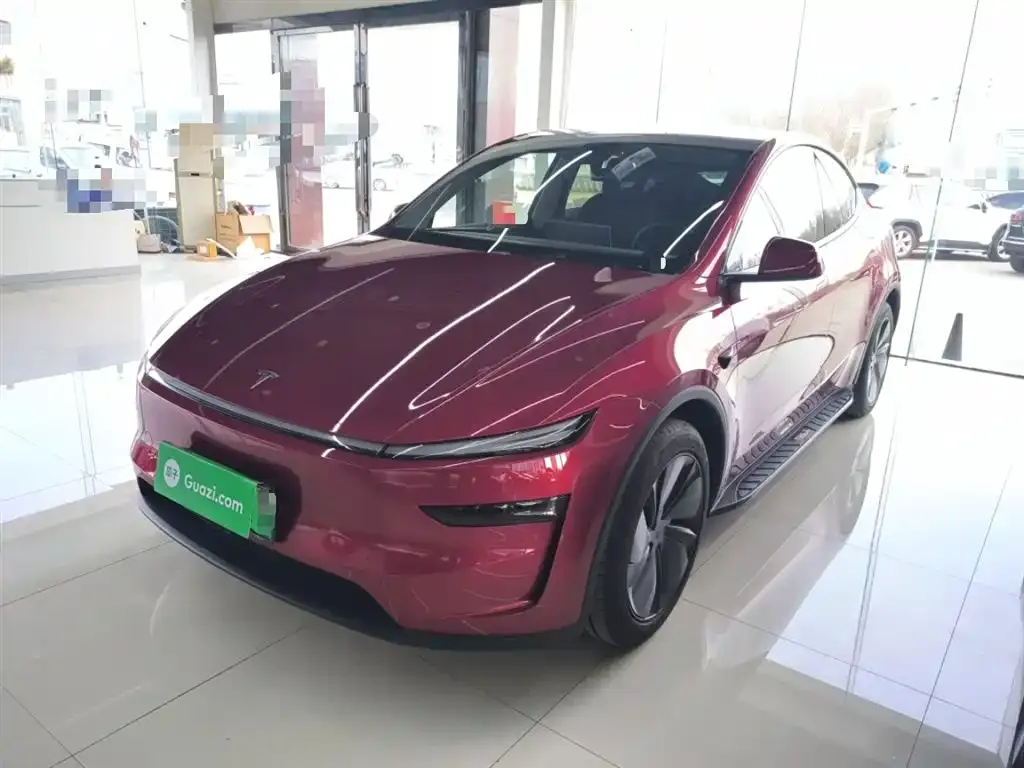 Tesla Model Y — фото 6