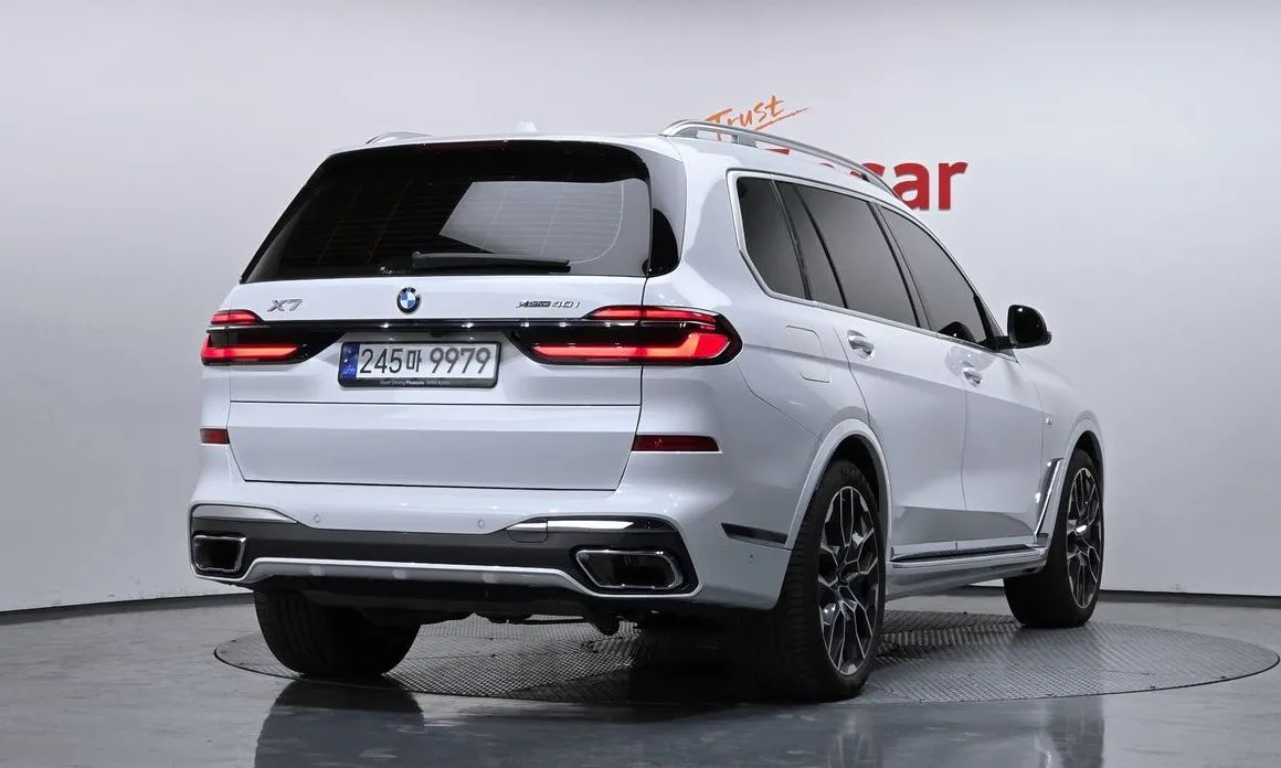 BMW X7 — фото 4