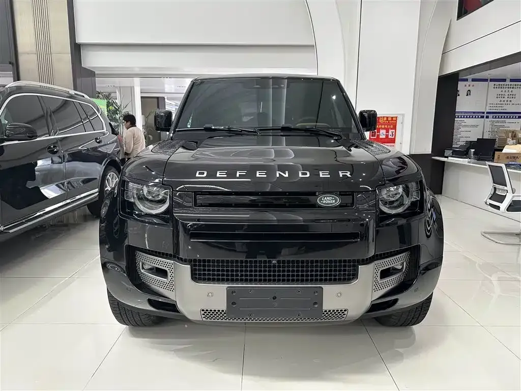 Land Rover Defender — фото 3