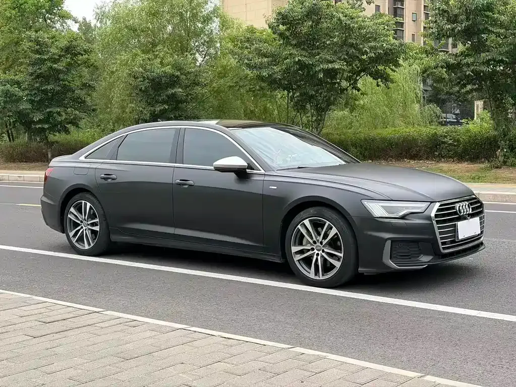 Audi A6L — фото 5