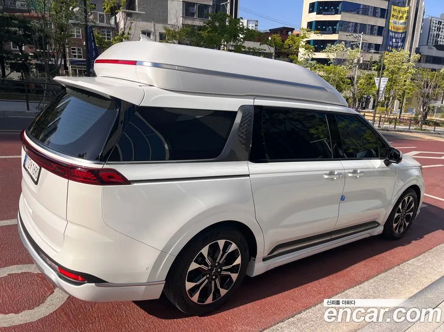 Kia Carnival — фото 10