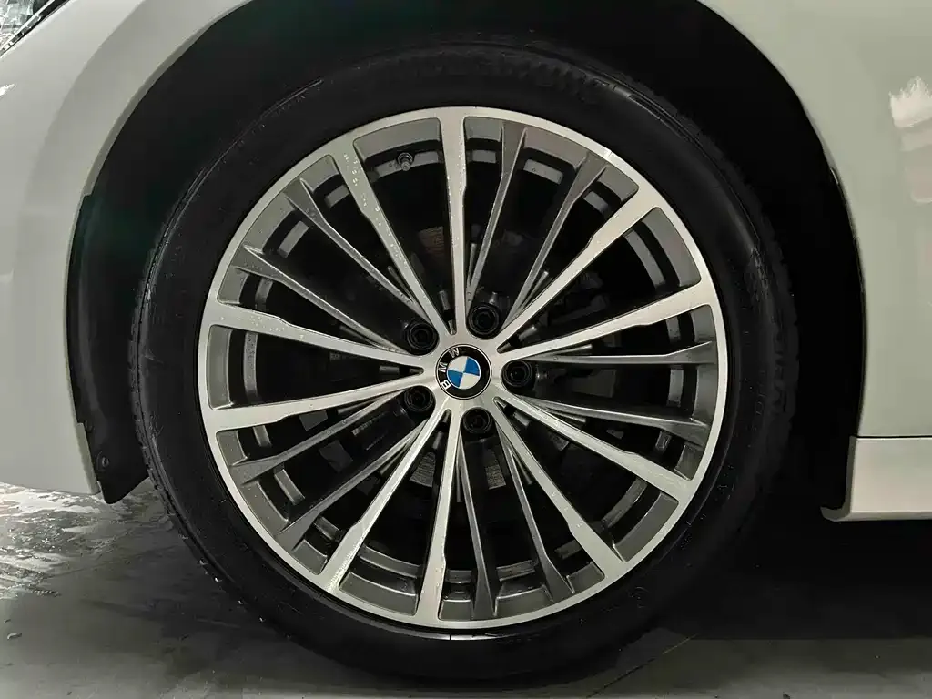 BMW 3 Series — фото 9