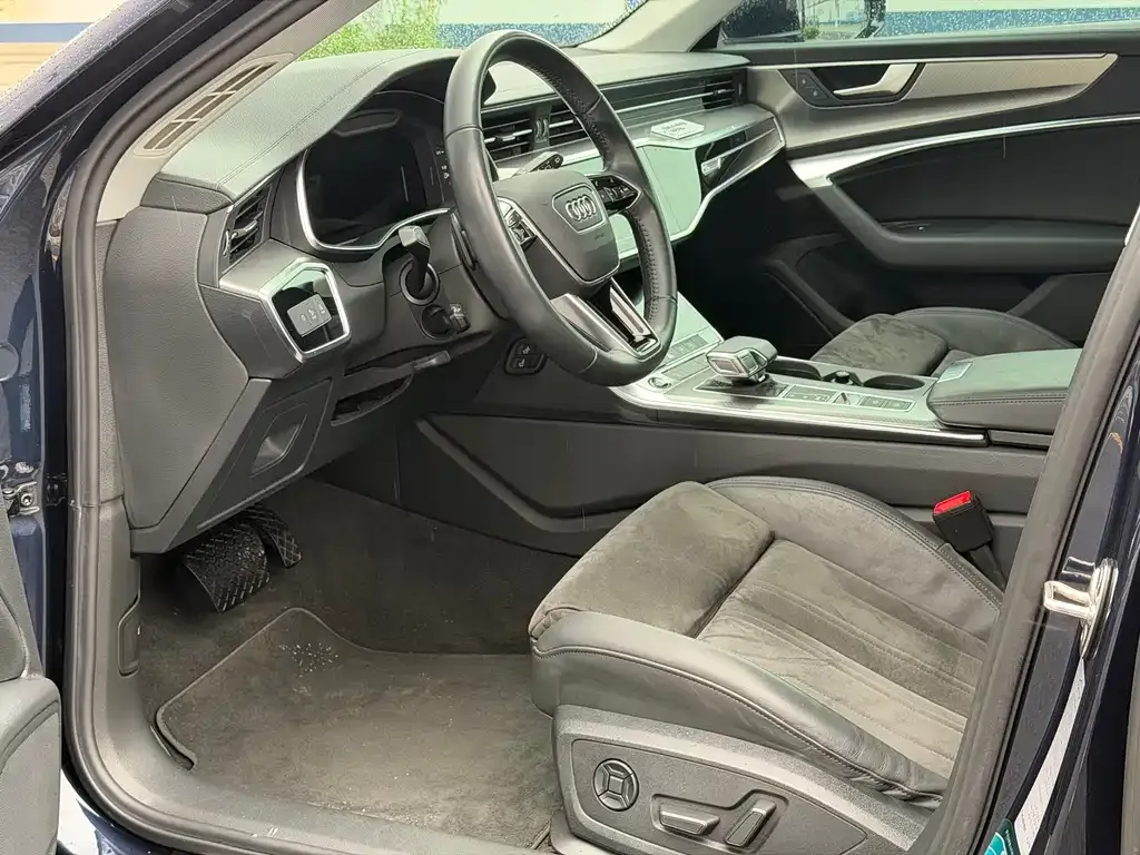 Audi A6 (Import) 2021 из CN, фото 8