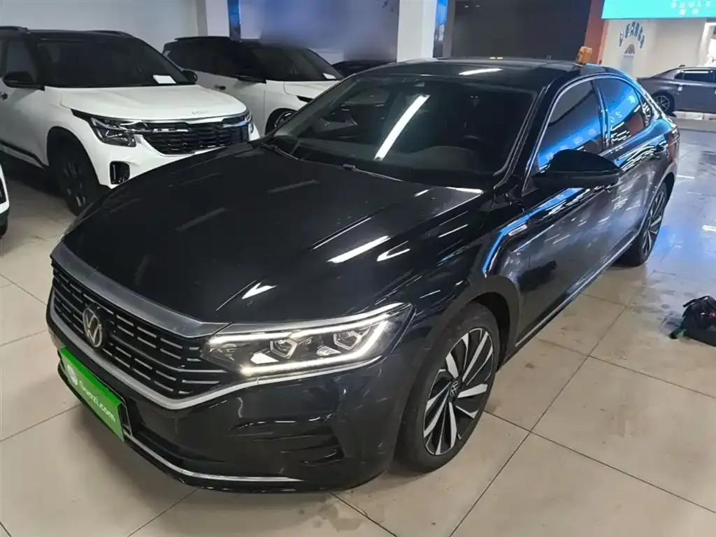 Volkswagen Passat — фото 3