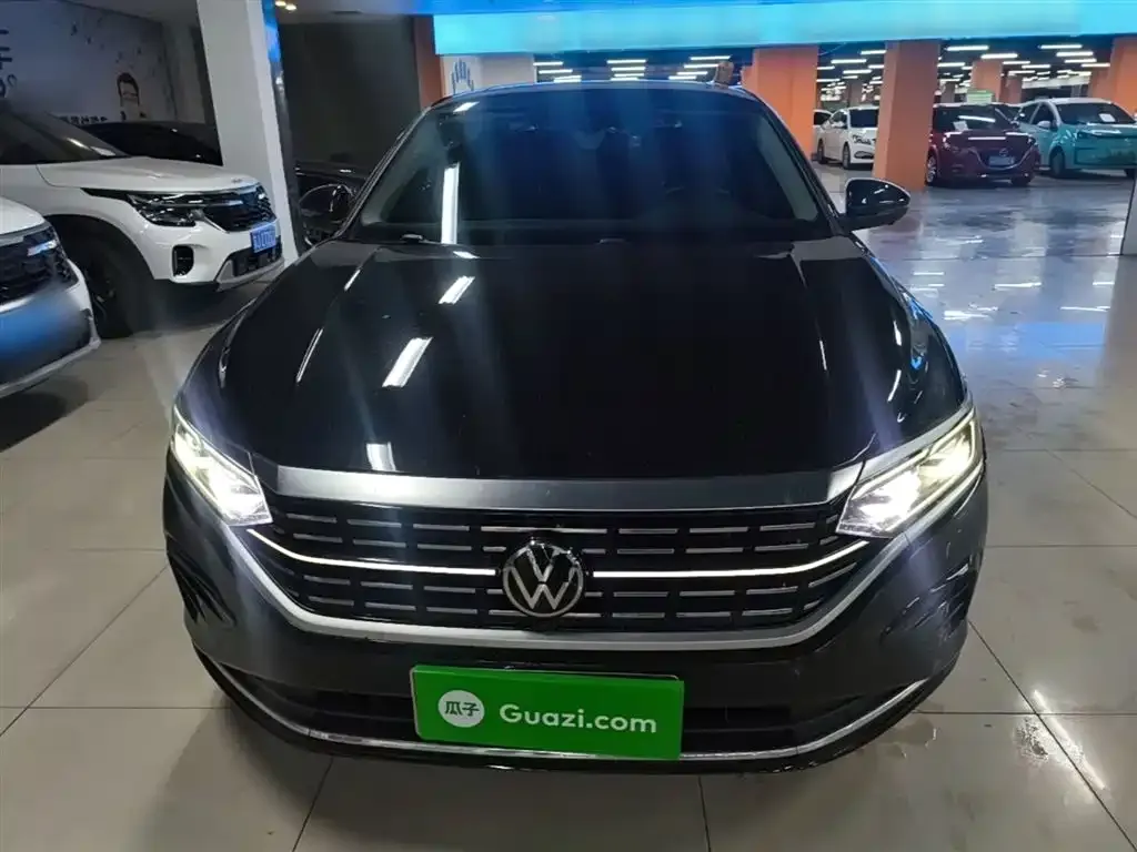 Volkswagen Passat — фото 10