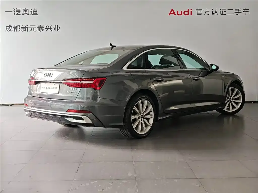 Audi A6L — фото 10