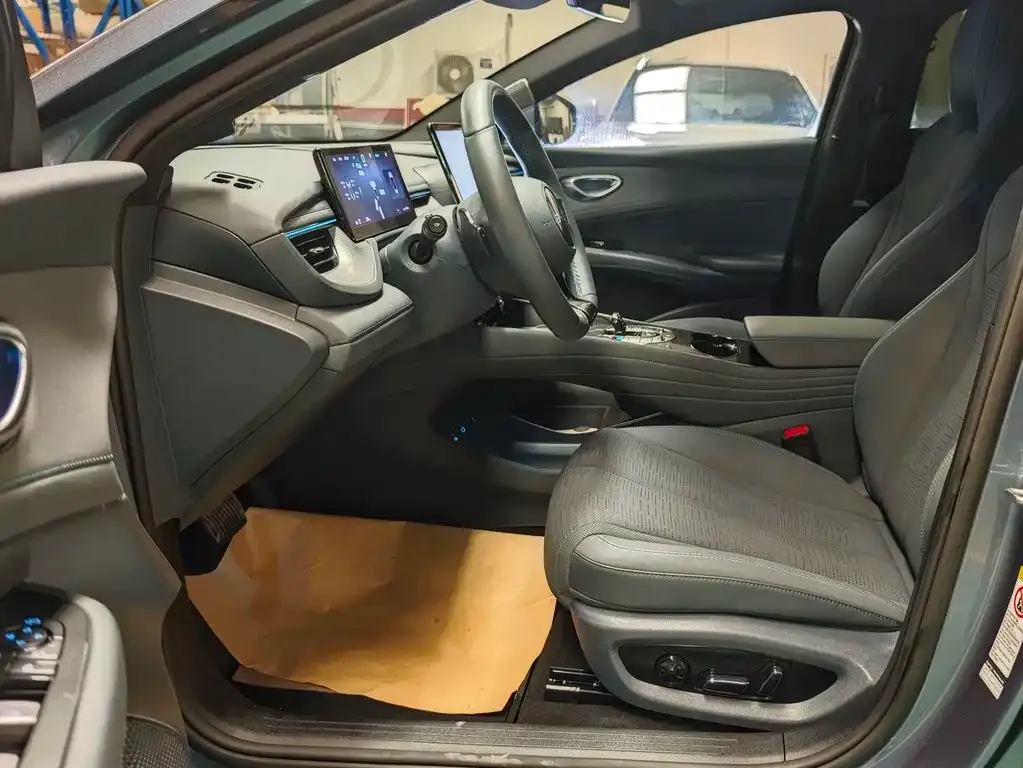 BYD Seal 06GT — фото 8