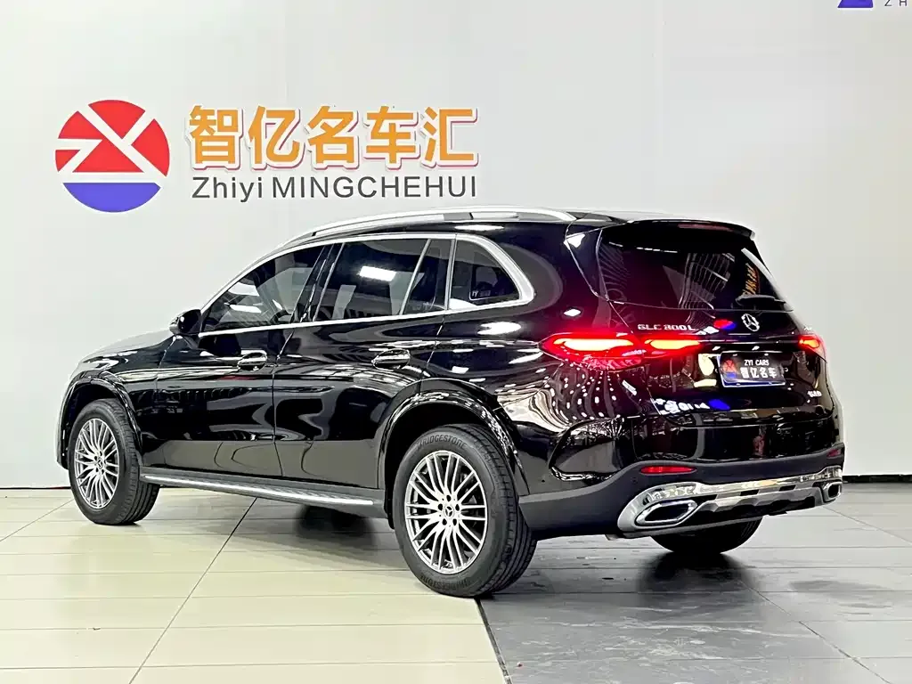 Mercedes-Benz GLC — фото 7