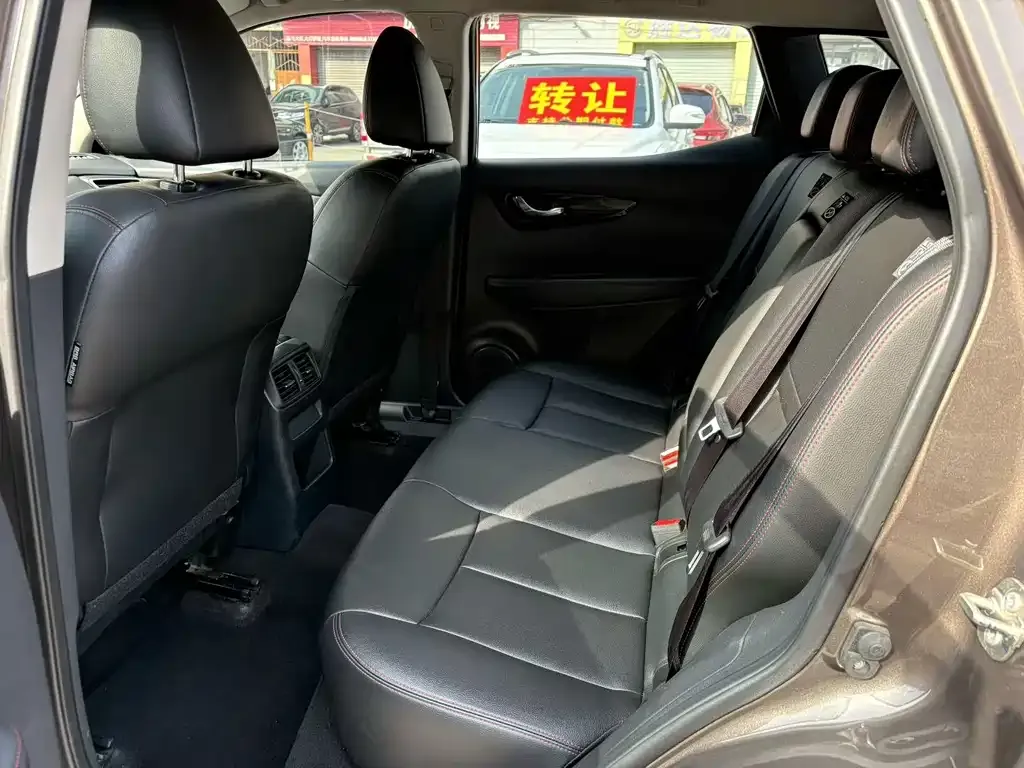 Nissan Qashqai 2022 из CN, фото 4