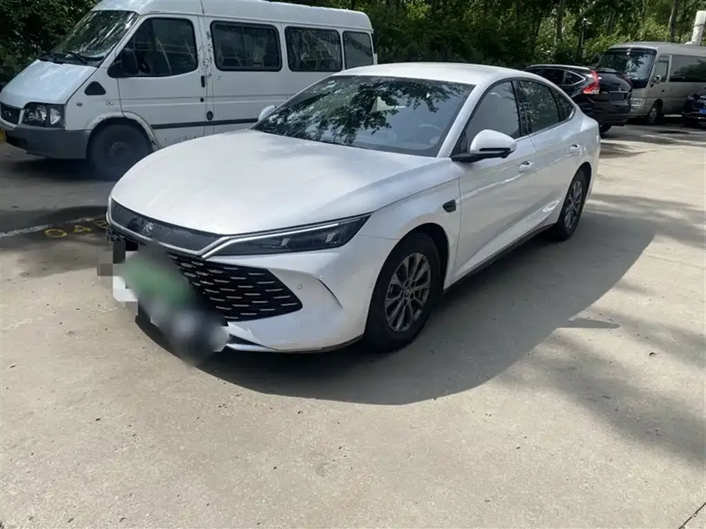 BYD Qin L — фото 10
