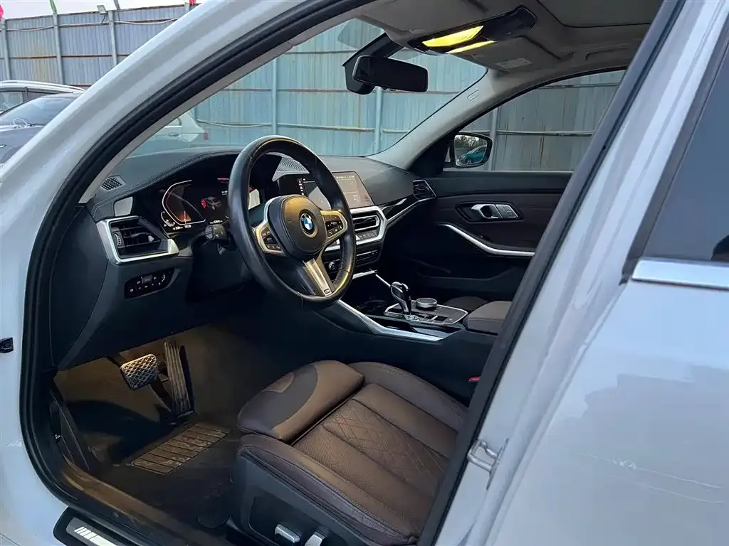 BMW 3 Series — фото 10