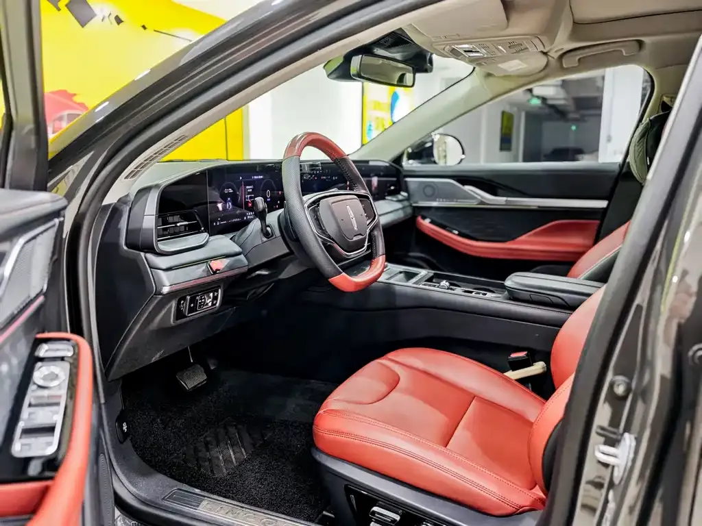 Lincoln Z 2023 из CN, фото 2