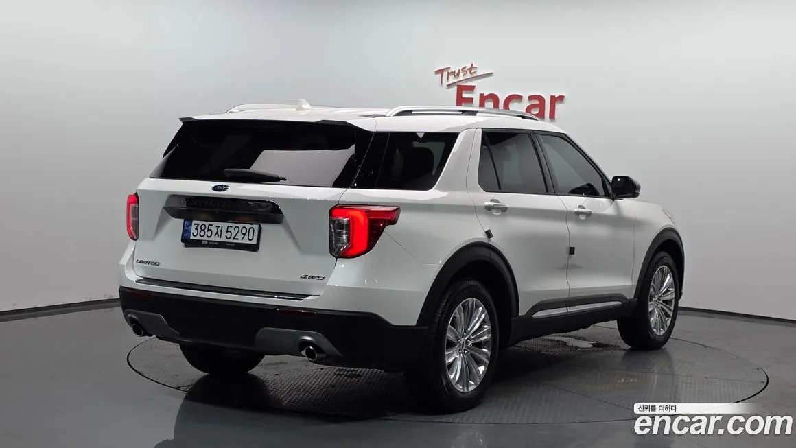 Ford Explorer 2023 из KR, фото 2