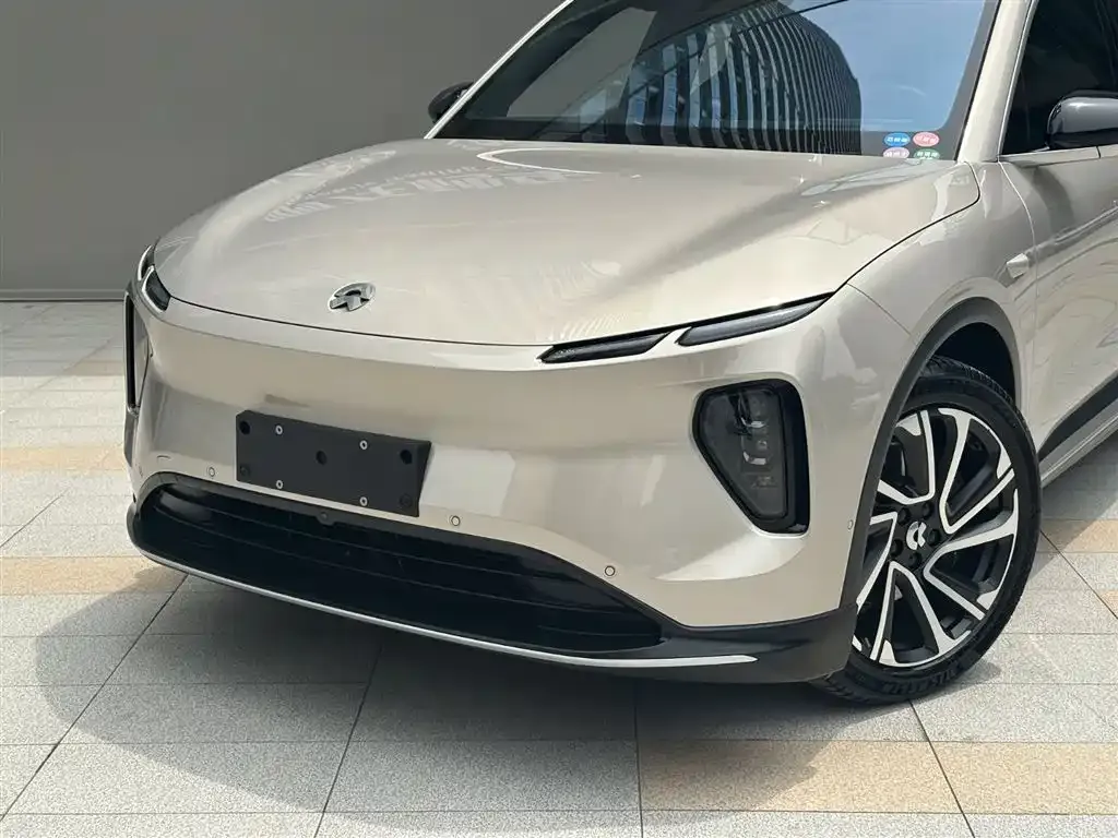 NIO EC6 — фото 8