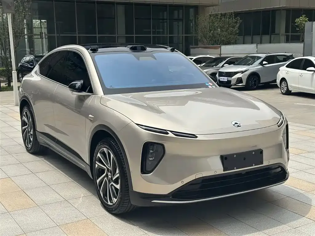 NIO EC6 — фото 9