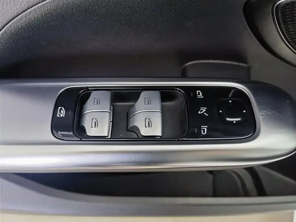 Mercedes-Benz C-Class 2023 из CN, фото 8