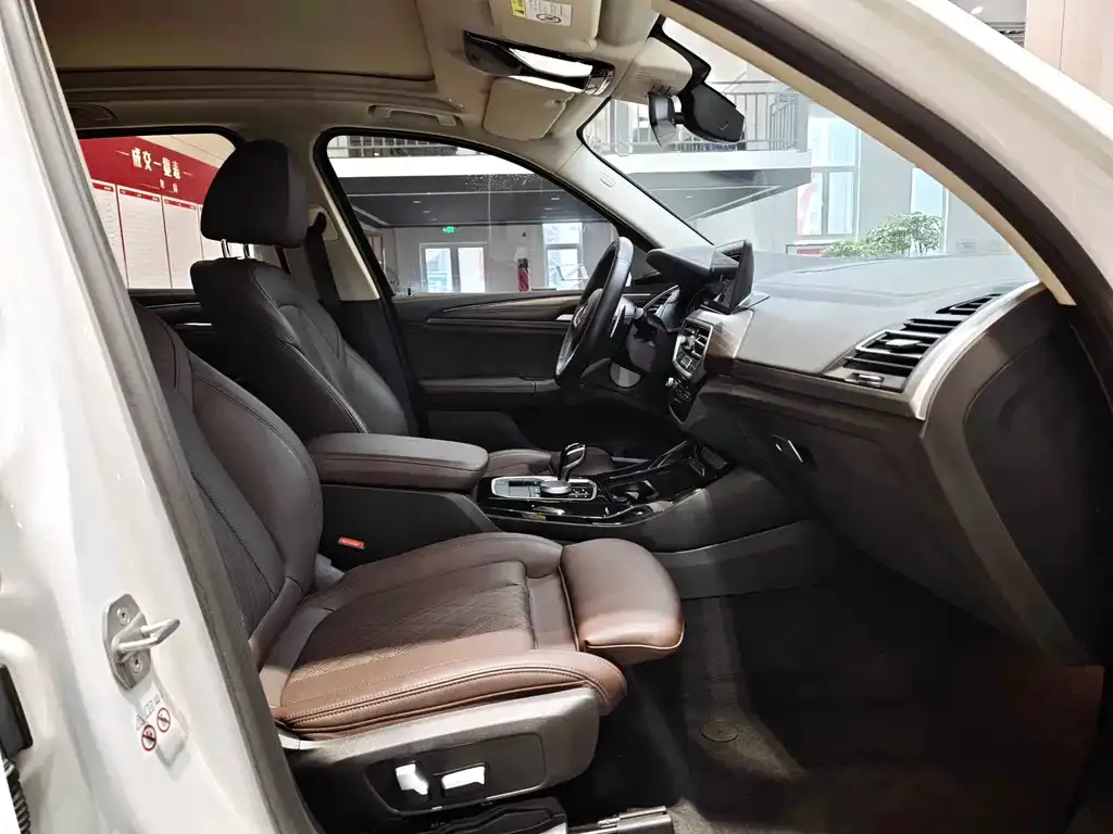 BMW X3 2022 из CN, фото 4